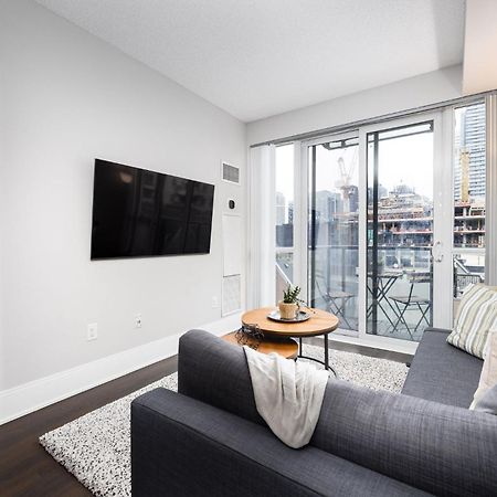 Dwtn Condo Near Cn Tower! W/ Free Parking 多伦多 外观 照片