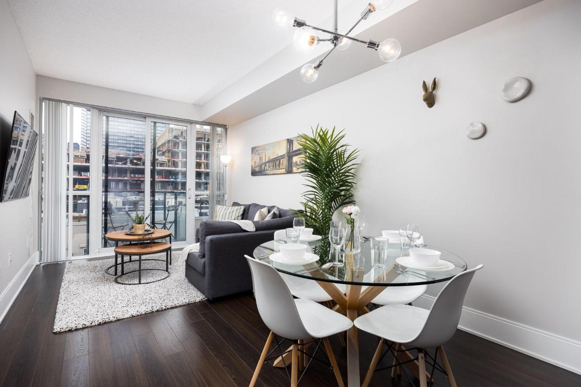 Dwtn Condo Near Cn Tower! W/ Free Parking 多伦多 外观 照片